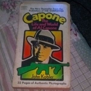 RARE FIND 1st printing The Life & World of Al Capone